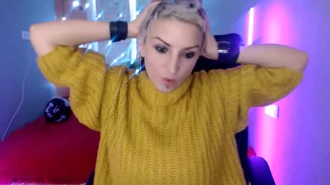 sweet_n_strong online show from November 9, 2025, 8:45 am