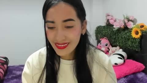 Nhaomy online show from February 7, 2026, 9:51 pm