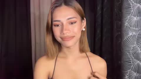 sweet_nikki03 online show from November 24, 2025, 6:07 pm
