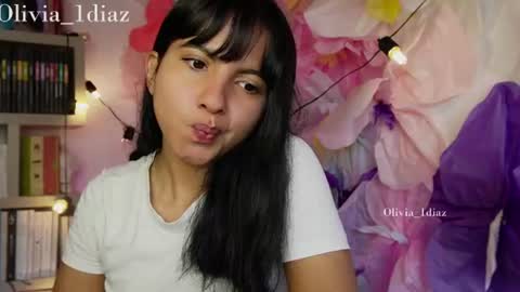Olivia Diaz  OnlyFans olivia diaz online show from July 31, 2026, 3:55 pm