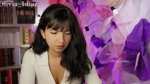 Olivia Diaz  OnlyFans olivia diaz online show from August 4, 2026, 12:58 am