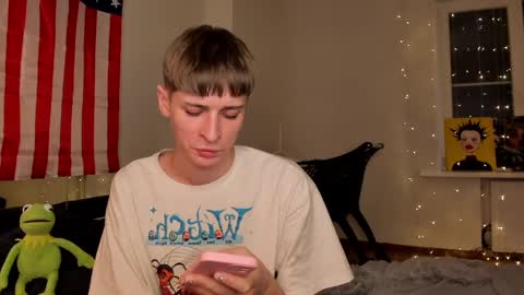 Snapshot of sweet_peach__ chatting on December 24, 2024, 7:11 pm kira online show from December 24, 2024, 7:11 pm