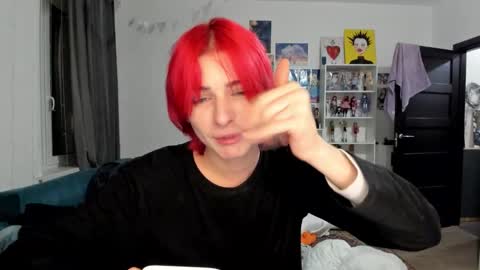 Snapshot of sweet_peach__ chatting on November 14, 2025, 9:46 pm kira online show from November 14, 2025, 9:46 pm