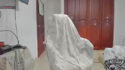 Snapshot of sweet_robyn chatting on November 14, 2025, 9:57 pm sweet_robyn online show from November 14, 2025, 9:57 pm