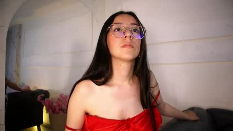 Sammy Lauren online show from June 4, 2026, 7:53 pm