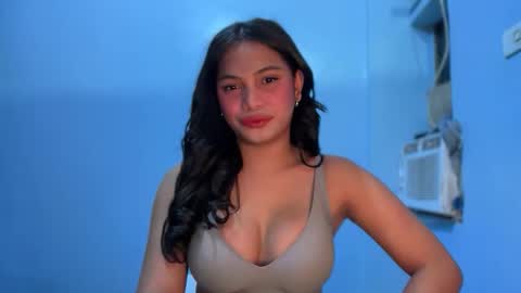 SCARLLET online show from April 6, 2026, 2:07 pm