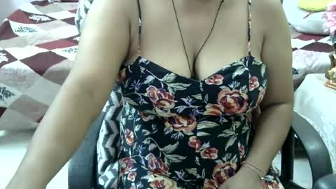 Snapshot of sweet_shivani chatting on June 21, 2026, 5:10 am sweet_shivani online show from June 21, 2026, 5:10 am