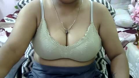Snapshot of sweet_shivani chatting on July 12, 2026, 7:21 am sweet_shivani online show from July 12, 2026, 7:21 am