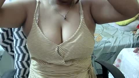 Snapshot of sweet_shivani chatting on August 1, 2026, 6:18 pm sweet_shivani online show from August 1, 2026, 6:18 pm