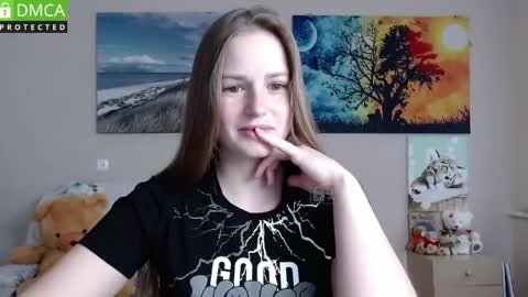 Jessika online show from April 22, 2026, 3:02 pm