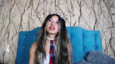 Adriana online show from January 4, 2025, 4:11 pm