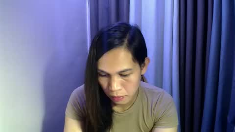Snapshot of sweet_squirtxxxx chatting on May 23, 2026, 4:33 pm HI IM MONA AND IM YOUR NEXT WIFE online show from May 23, 2026, 4:33 pm