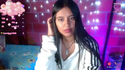 Snapshot of sweet_susy999 chatting on January 25, 2025, 6:23 am susy 222 online show from January 25, 2025, 6:23 am