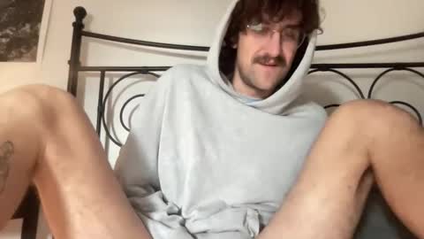 Terence online show from October 24, 2025, 3:52 pm