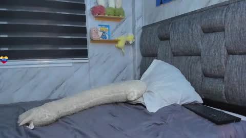 Snapshot of sweet_tits2 chatting on September 28, 2025, 10:26 pm Isabella online show from September 28, 2025, 10:26 pm