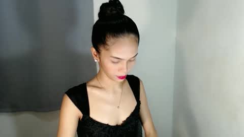 sweet_tyla online show from November 3, 2025, 2:57 am