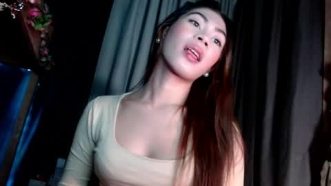 Snapshot of sweet_vell chatting on June 2, 2026, 4:31 pm sweet_vell online show from June 2, 2026, 4:31 pm