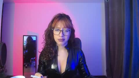 sweet_venus4 online show from March 23, 2026, 12:09 pm