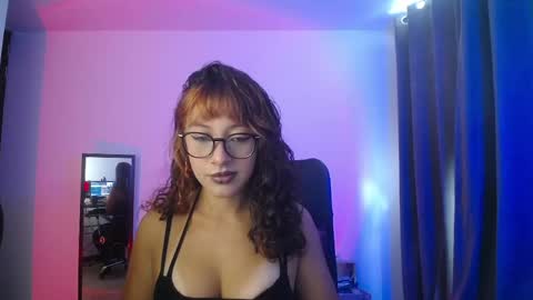 sweet_venus4 online show from April 7, 2026, 7:47 pm