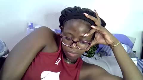 sweet_zarah online show from May 15, 2026, 4:14 pm