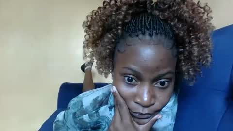 Snapshot of sweet_zella chatting on March 7, 2026, 8:55 am zellate online show from March 7, 2026, 8:55 am