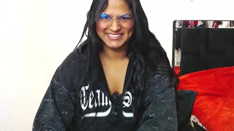 Snapshot of sweetalmaa chatting on March 8, 2025, 9:28 am Alma online show from March 8, 2025, 9:28 am