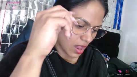 Snapshot of sweetalmaa chatting on October 17, 2025, 10:40 am Alma online show from October 17, 2025, 10:40 am