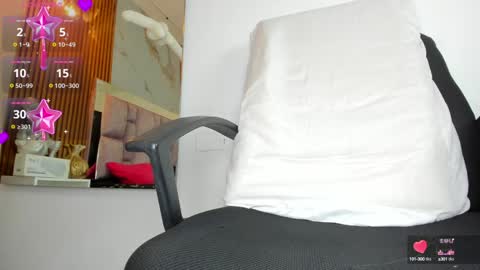 Andrea Cheryl GiLandreagil80 In Instagram online show from January 17, 2025, 3:53 pm