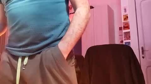 Snapshot of sweetandstrongjoy chatting on December 15, 2025, 2:49 am sweetandstrongjoy online show from December 15, 2025, 2:49 am