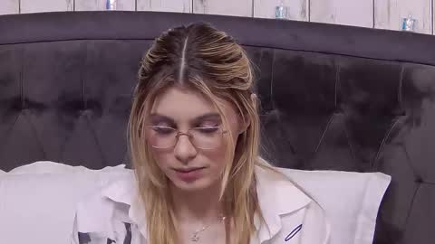 Anisia online show from February 21, 2026, 7:31 am