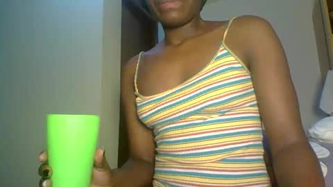 Snapshot of sweetass_02 chatting on September 21, 2025, 8:38 am bianca online show from September 21, 2025, 8:38 am