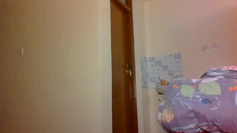 Snapshot of sweetass_02 chatting on October 29, 2025, 8:27 am bianca online show from October 29, 2025, 8:27 am