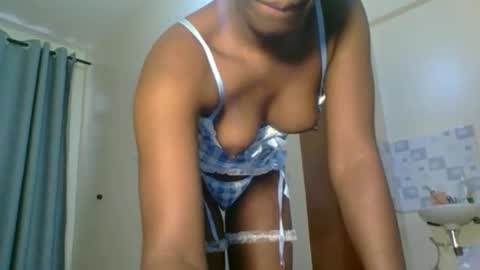 Snapshot of sweetass_02 chatting on November 8, 2025, 9:09 am bianca online show from November 8, 2025, 9:09 am