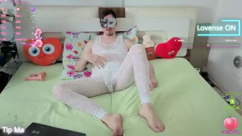 Sweetbody24 online show from April 21, 2026, 8:42 am