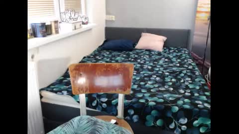 Sweetboobs85h online show from February 14, 2026, 9:28 am