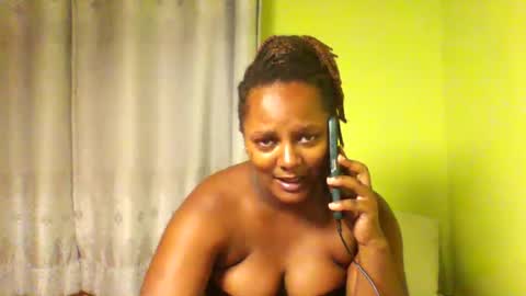 Snapshot of sweetbunnny9 chatting on March 11, 2025, 4:07 pm Sweetbunny9 online show from March 11, 2025, 4:07 pm