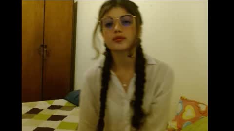 Snapshot of sweetcalm_ chatting on February 22, 2026, 4:02 am sweetcalm_ online show from February 22, 2026, 4:02 am