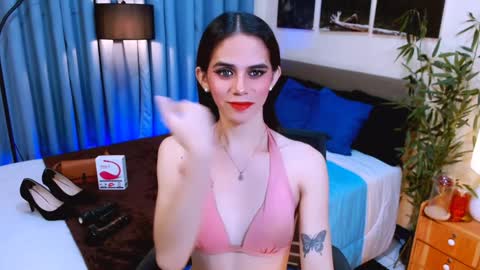 its your chesca  online show from December 4, 2024, 7:06 am