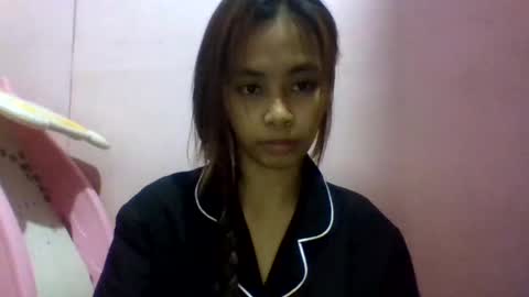 sweetchixxx online show from February 3, 2025, 1:30 pm