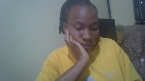 sweetdiva2012 online show from November 25, 2025, 5:40 am