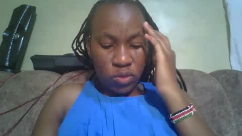 sweetdiva2012 online show from March 2, 2026, 4:47 am