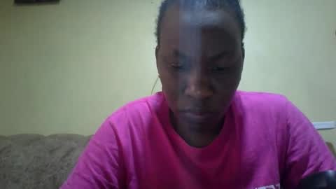 sweetdiva2012 online show from April 6, 2026, 3:48 am