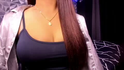 sweetest_one4 online show from May 28, 2026, 9:34 pm