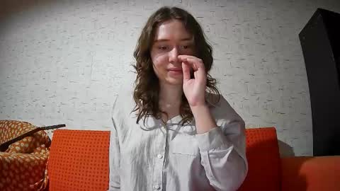 sweetfaina online show from January 19, 2026, 3:16 pm