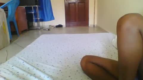 Snapshot of sweetgal2025 chatting on February 1, 2026, 8:35 am EUNICE online show from February 1, 2026, 8:35 am