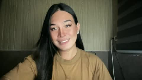 sweetgirl_rhainexxx online show from June 24, 2026, 3:33 pm
