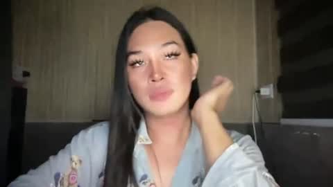 sweetgirl_rhainexxx online show from June 29, 2026, 2:39 pm
