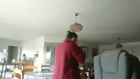 sweetguyss12 online show from November 25, 2025, 10:48 am