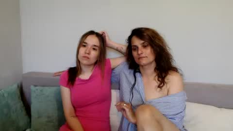 Snapshot of sweetharts69 chatting on June 13, 2026, 10:24 am Alina and Mia online show from June 13, 2026, 10:24 am