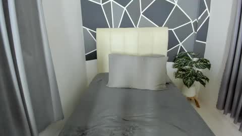 Jane online show from December 6, 2024, 2:24 am